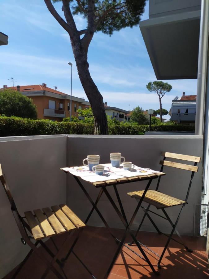 Beach House, 300 M Dal Mare, Marina Di Massa Exteriér fotografie